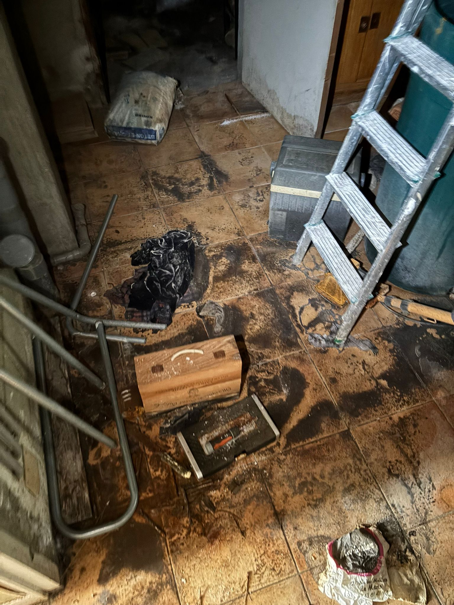 Les erreurs à éviter lors du nettoyage après une scène de crime IMG 20250901 WA0066